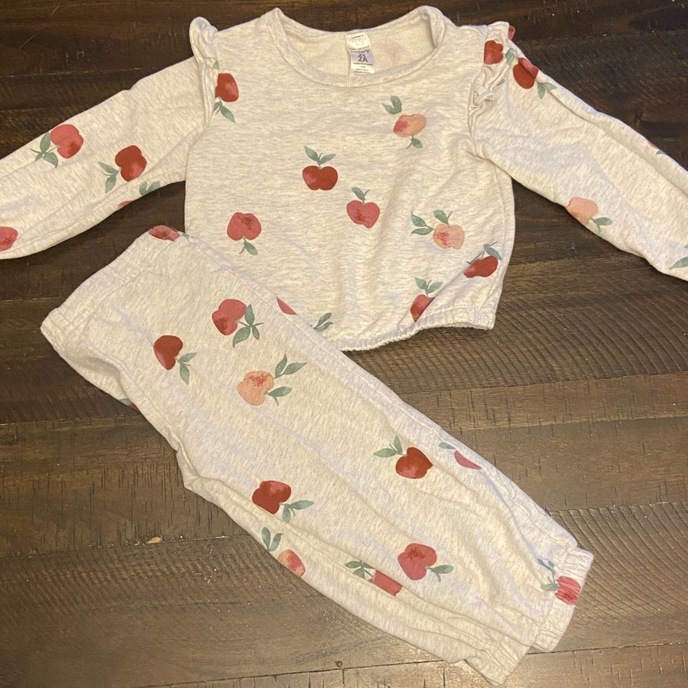 Carters apple sweatsuit